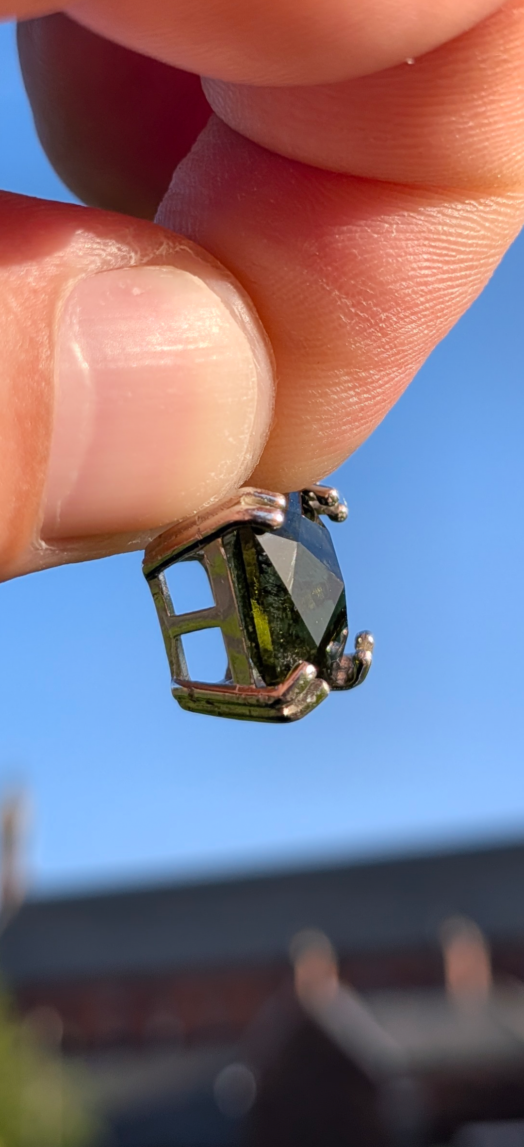 Barion Fancy Cut Moldavite Gemstone In 925 Silver #26- 5.51ct