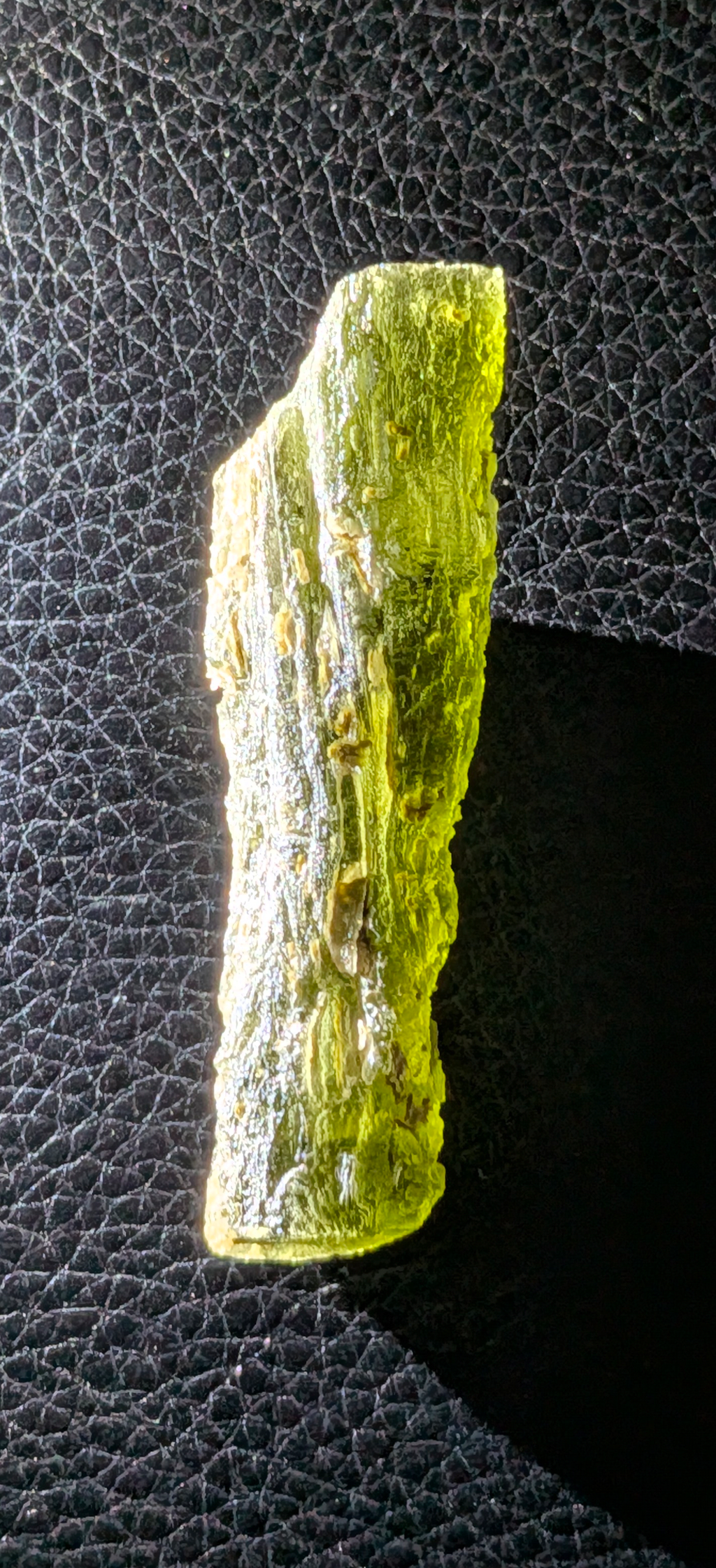 A+++ Grade Moldavite From Nesmen - Zahrada #131 - 12.87g