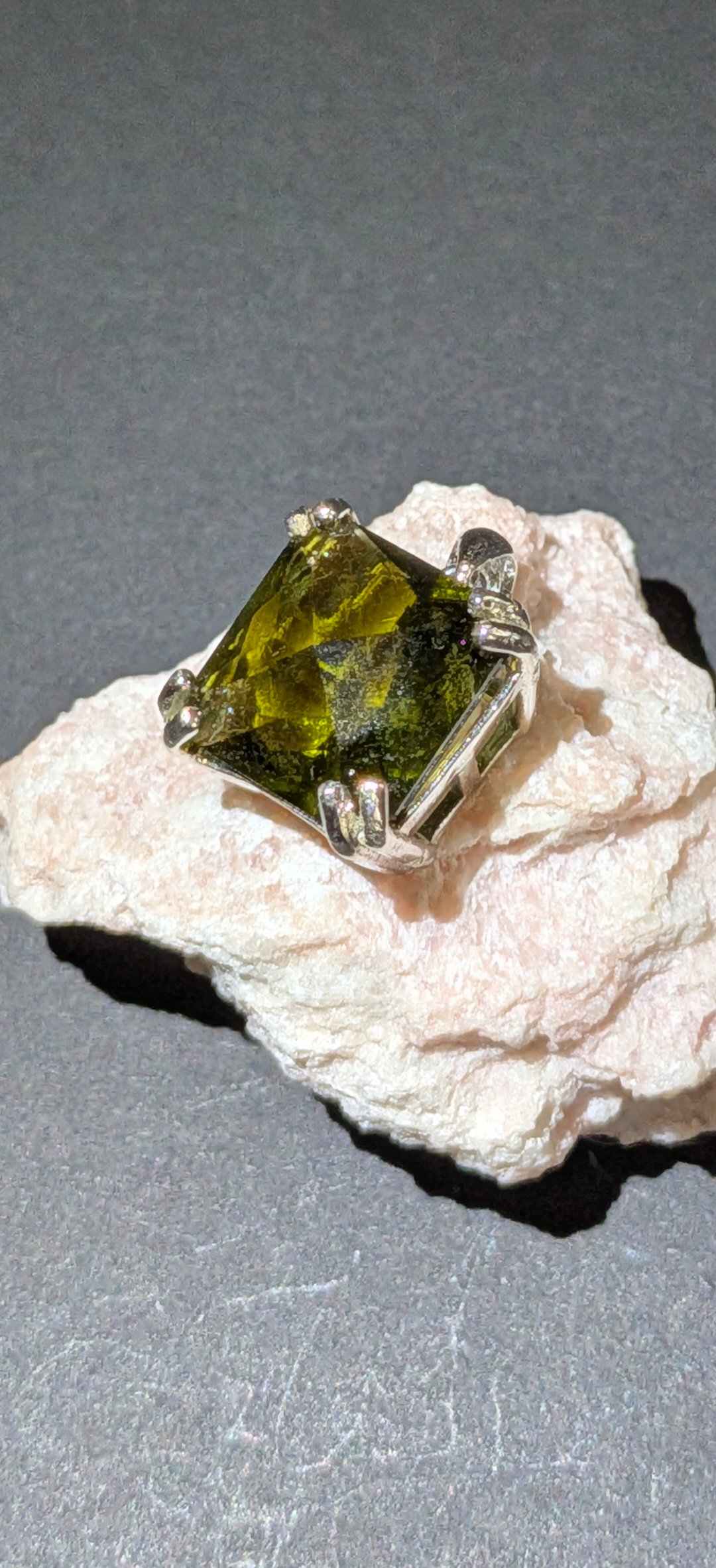 Barion Fancy Cut Moldavite Gemstone In 925 Silver #26- 5.51ct