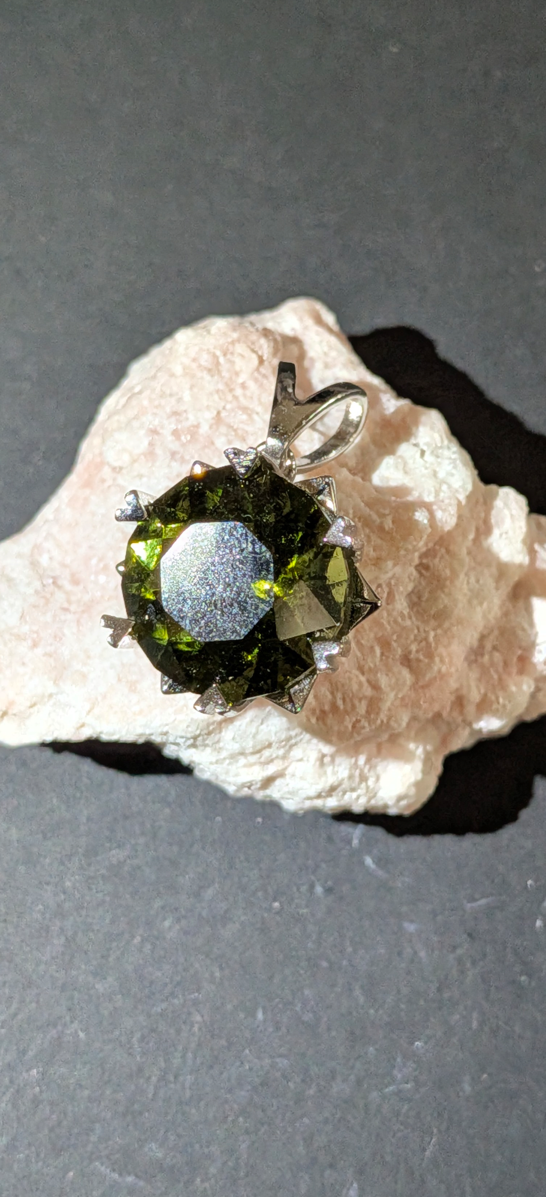 Star Cut Moldavite Gemstone In 925 Silver #31 - 6.05ct