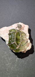 Moldavite Five Legged Ant Pendant - Vrabce - 925 Silver - 2,4g #33