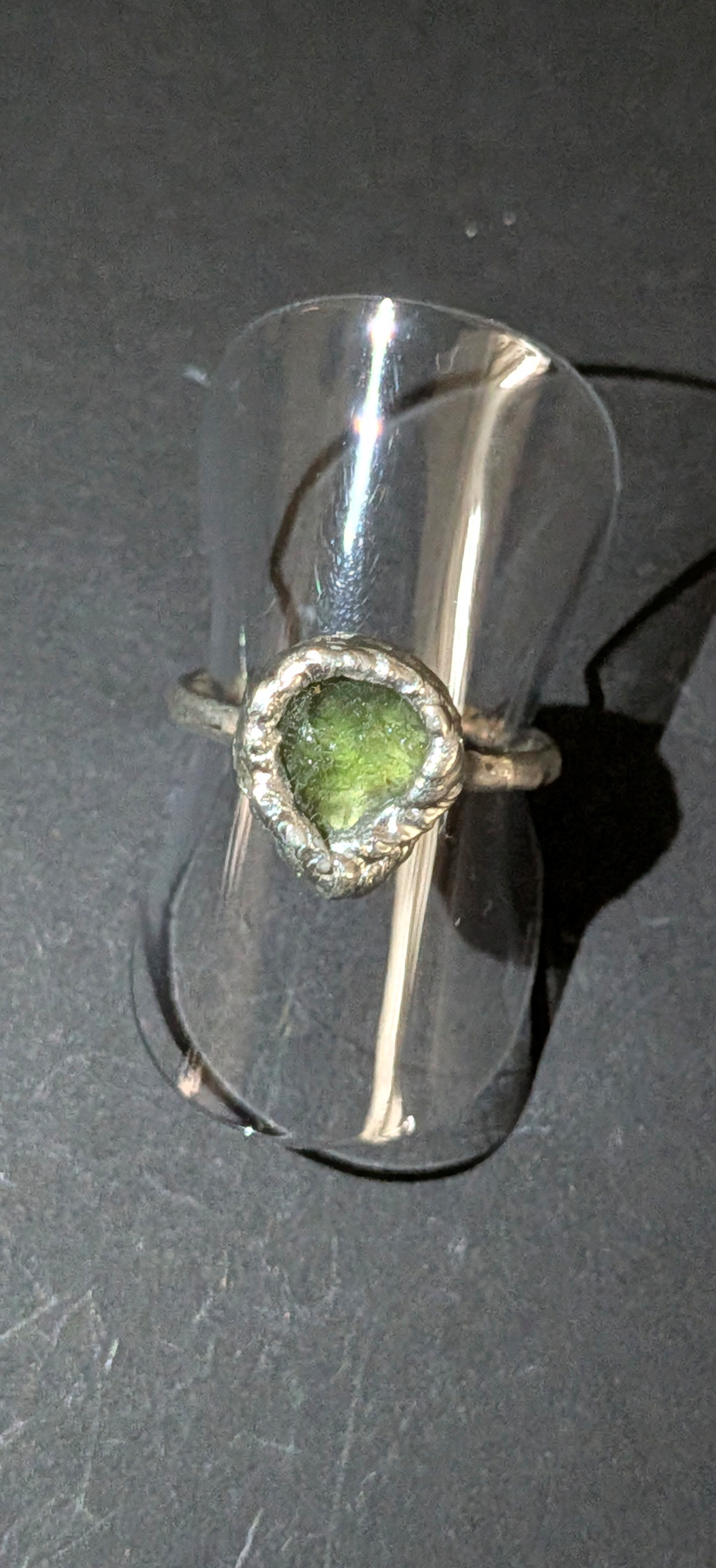 Raw Moldavite Cast Ring - Chlum 0,6g #54