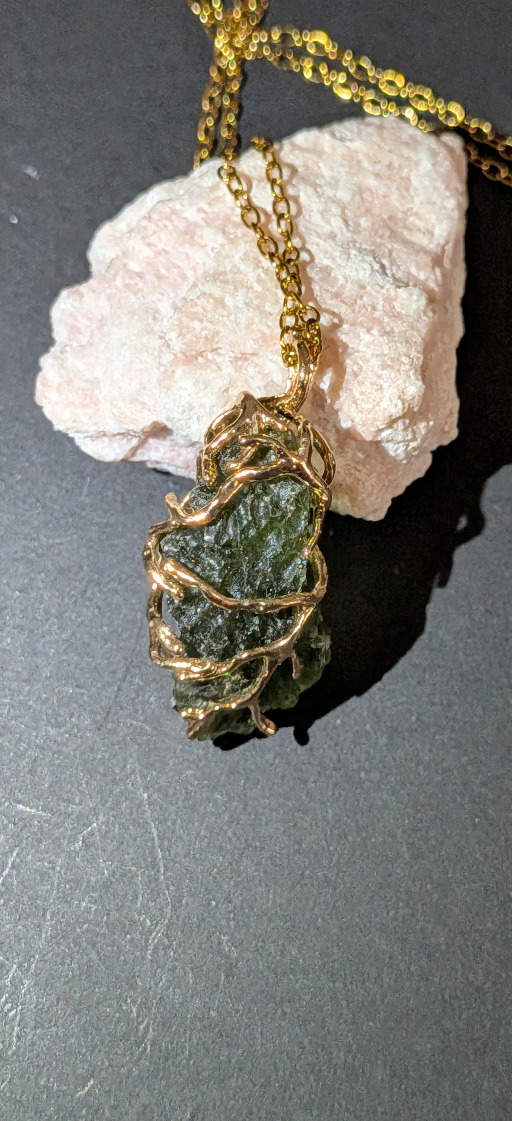 Gold Plated Surgical Steel Pendant 2,67g #65