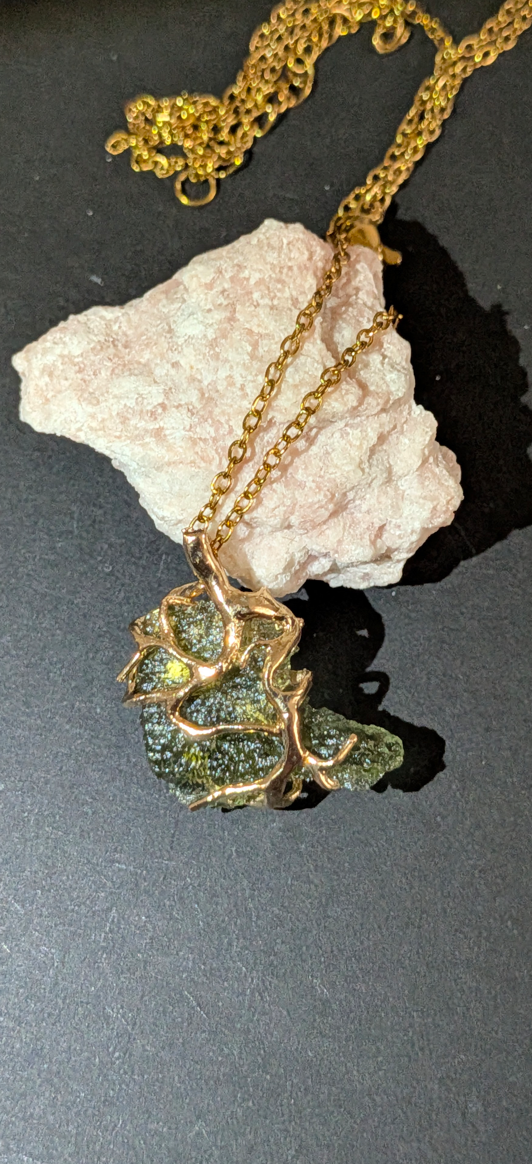 Gold Plated Surgical Steel Pendant 1,08g #72