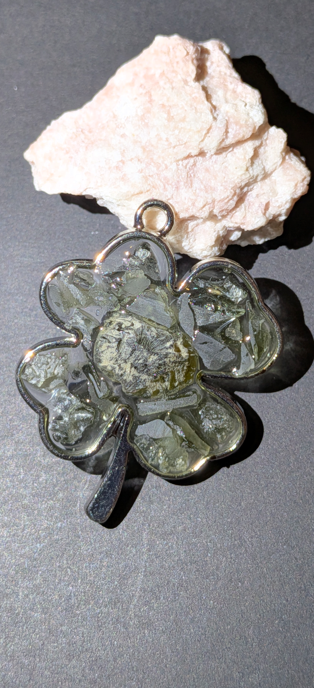 Four-Leaf Clover Pendant With Moldavites #37