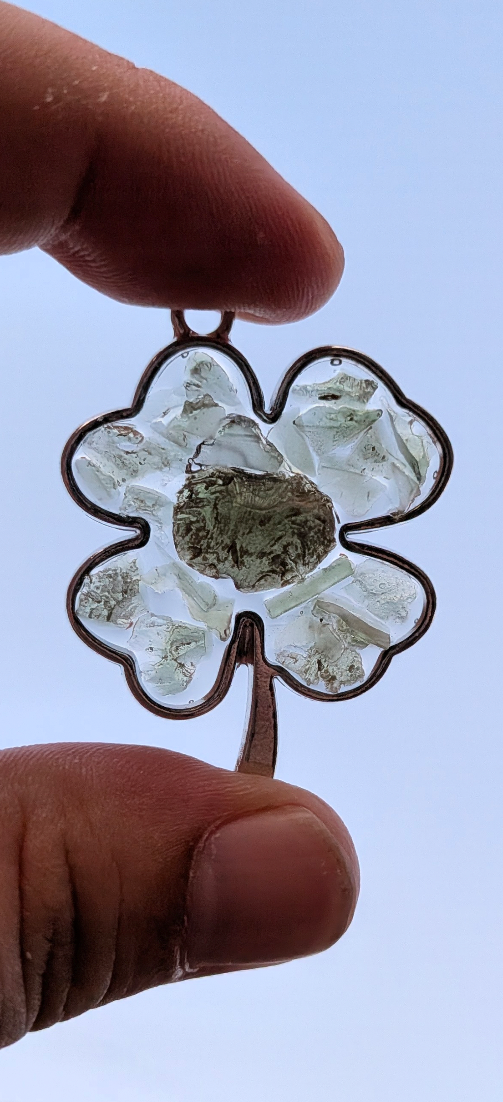 Four-Leaf Clover Pendant With Moldavites #37