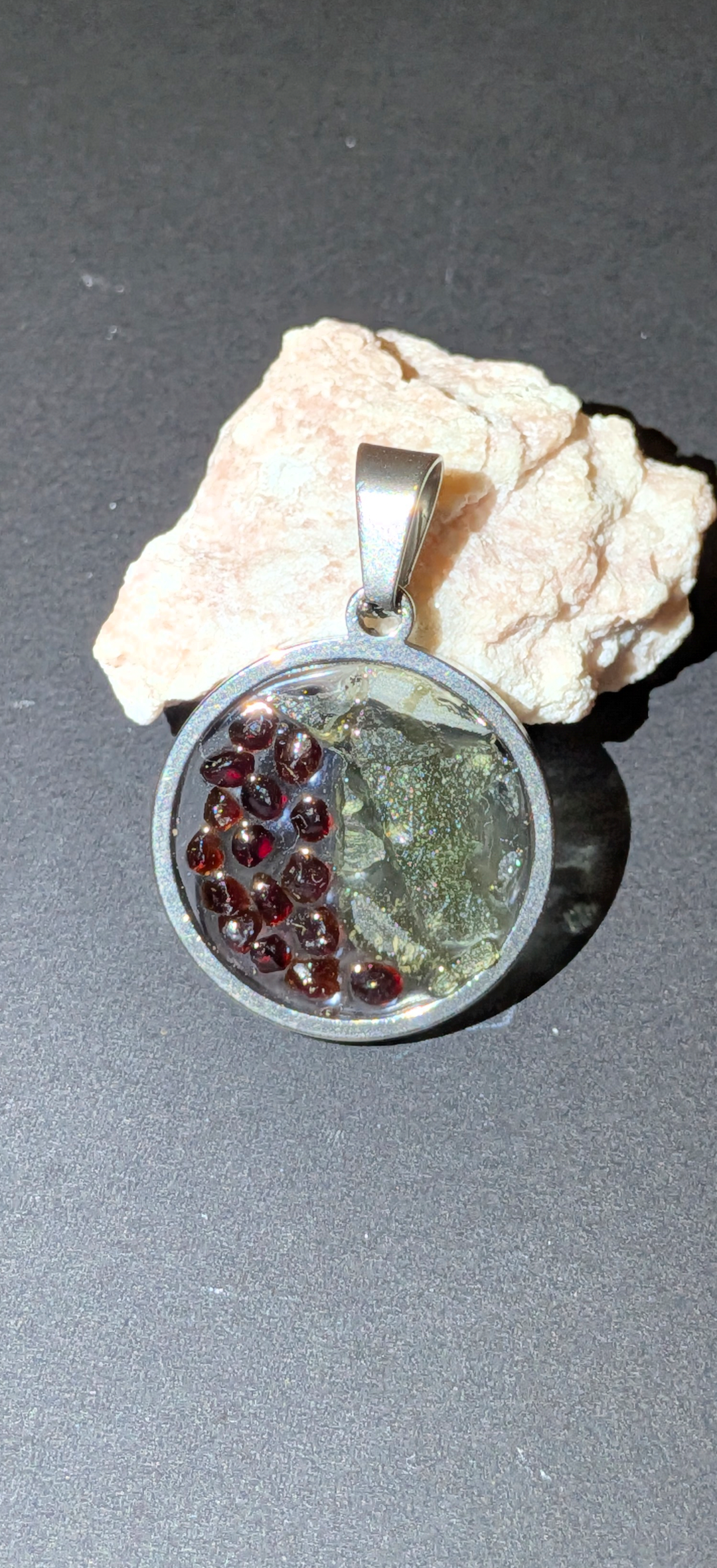 Round Transparent Pendant With Moldavites And Bohemian Garnets #60
